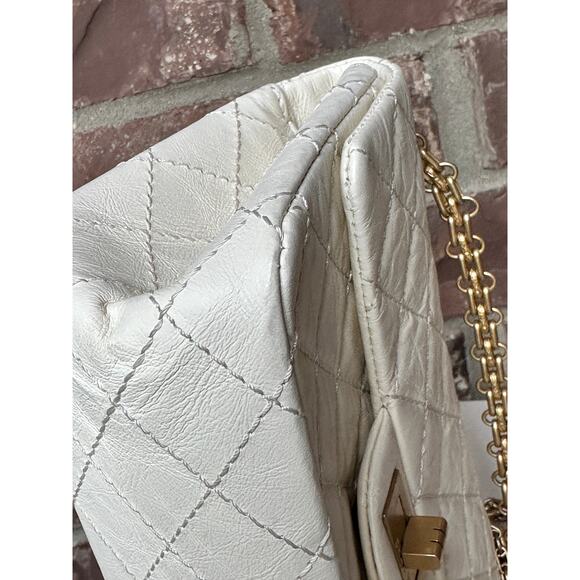 Chanel Reissue 2.55 Flap Bag Quilted Aged Calfskin Mini 80043 - Picture 7 of 16